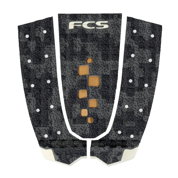 FCS T-3 Barron Mamiya Signature Tail Pad in Black/Brass, showing three-piece traction and brass-coloured centre detailing.