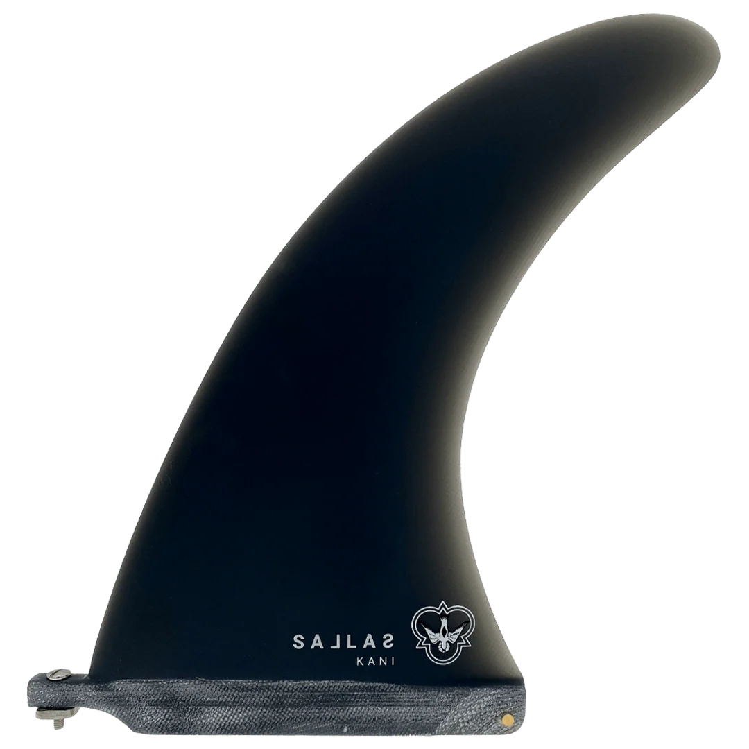 Black surf fin with 'Sallas Kani' branding on a white background