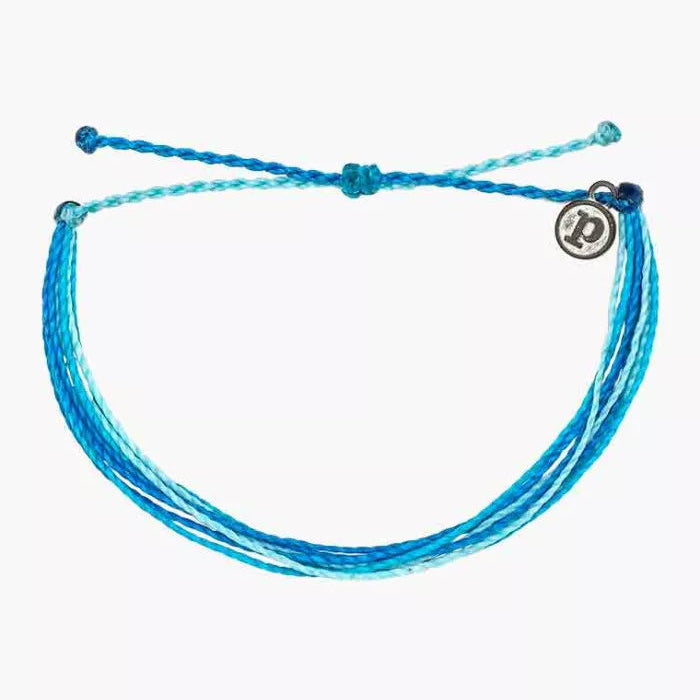 Blue braided bracelet with metal branded 'P' charm